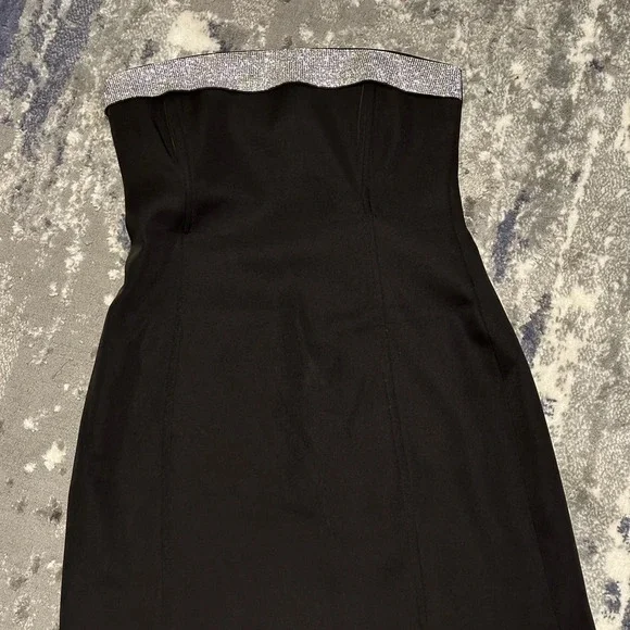 Little black dress - Picture 3 of 6